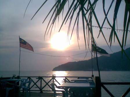 www.perhentianislandcocohut.com - new cocohut chalet perhentian island
